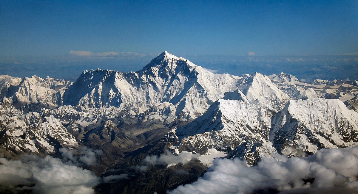 Lukla Airport: the most dangerous airport ?