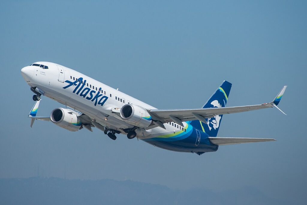 Alaska Airlines is one of the first US airline to give points on offsetting carbon emission.